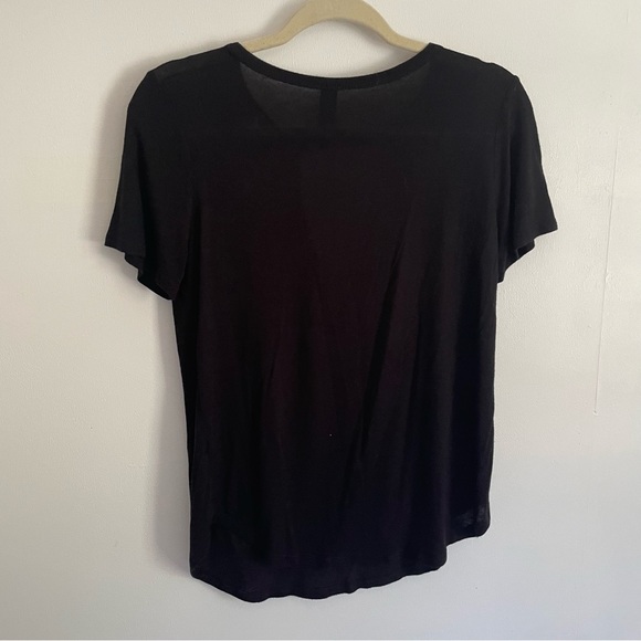 Windsor Black ''Never Stop Dreaming'' Front Cut Out T-Shirt Short Sleeve - Picture 4 of 4